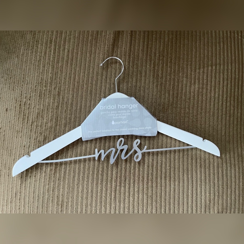 NWT White & Metal Bridal Hanger